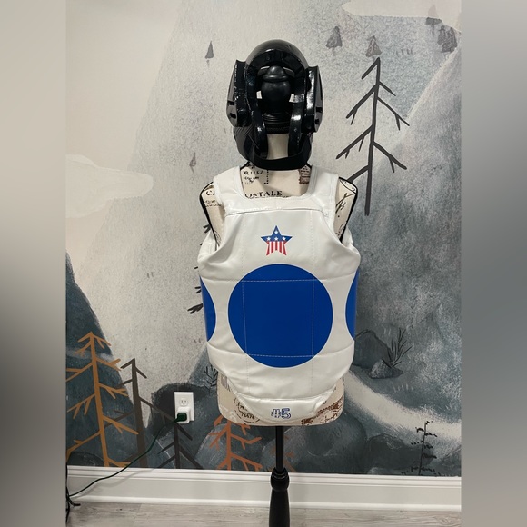 Kids Sparring Gear - Picture 2 of 6